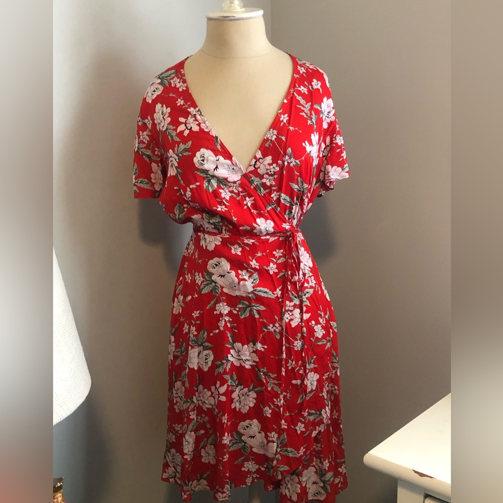 Aakaa Red Floral Print Wrap Dress, Size M